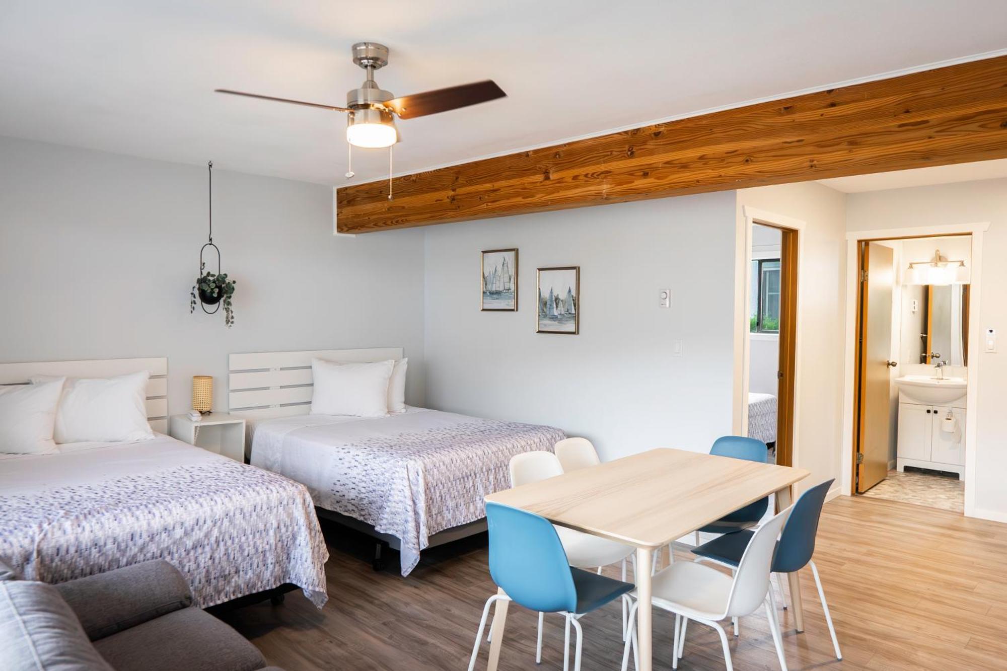 אוסויוס Poplars Motel On The Lake מראה חיצוני תמונה